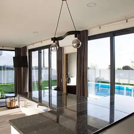 Palace Of Paradise Perfect For Extended Families And Friends To Make Memories * Santo Isidoro