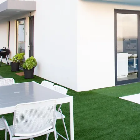 Palace Of Paradise Perfect For Extended Families And Friends To Make Memories * Santo Isidoro